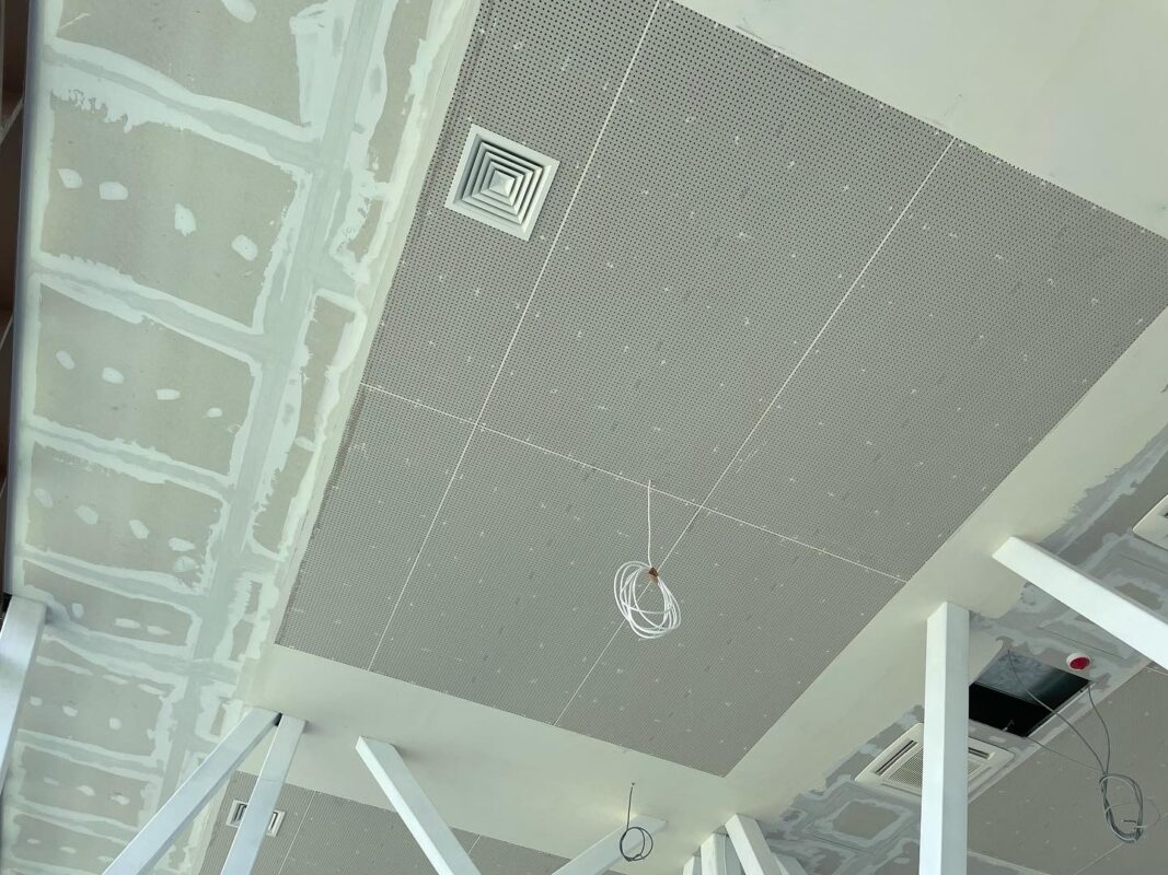 C23AB7B7-9815-40D5-BC12-064E62504D92